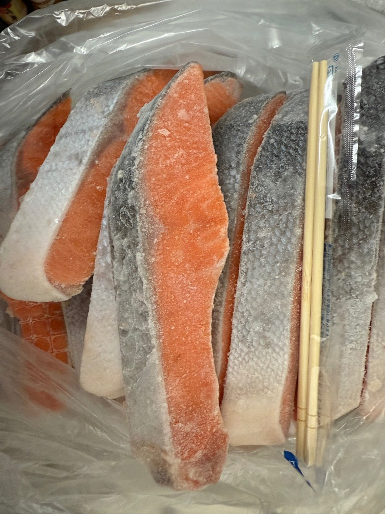 泉佐野市 銀鮭切身 2kg(約18切れ)訳あり 規格外 サーモン kgp0009a