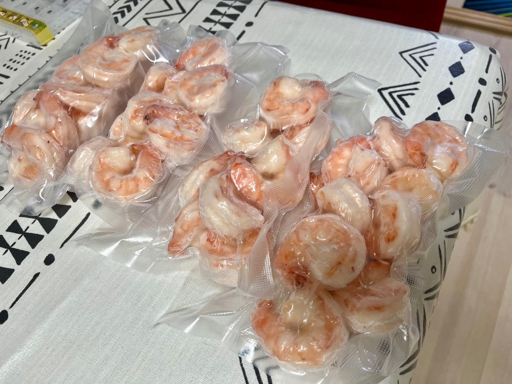 えび エビ 海老 むきえび ますよね ブラックタイガー 特大むきエビ1kg 約45尾〜55尾前後 正味800g ムキエビ 背ワタ除去済 個別冷凍 加熱用 爆買 お中元